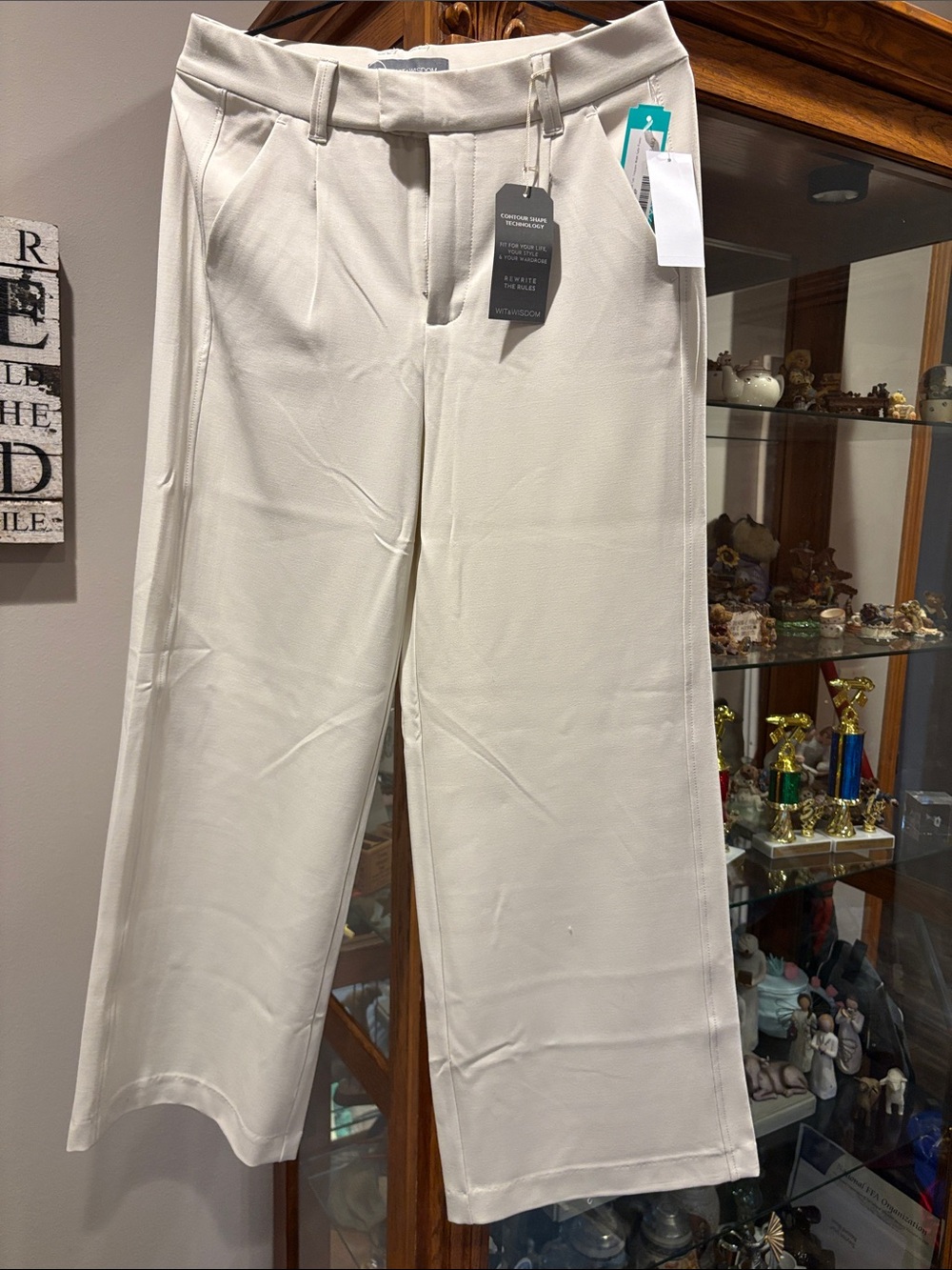 Wit & Wisdom Cream Wide-Leg Chinos
